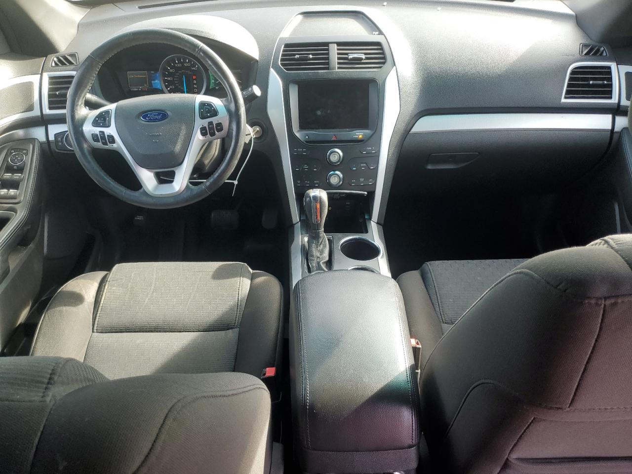 2012 Ford Explorer - Image 8