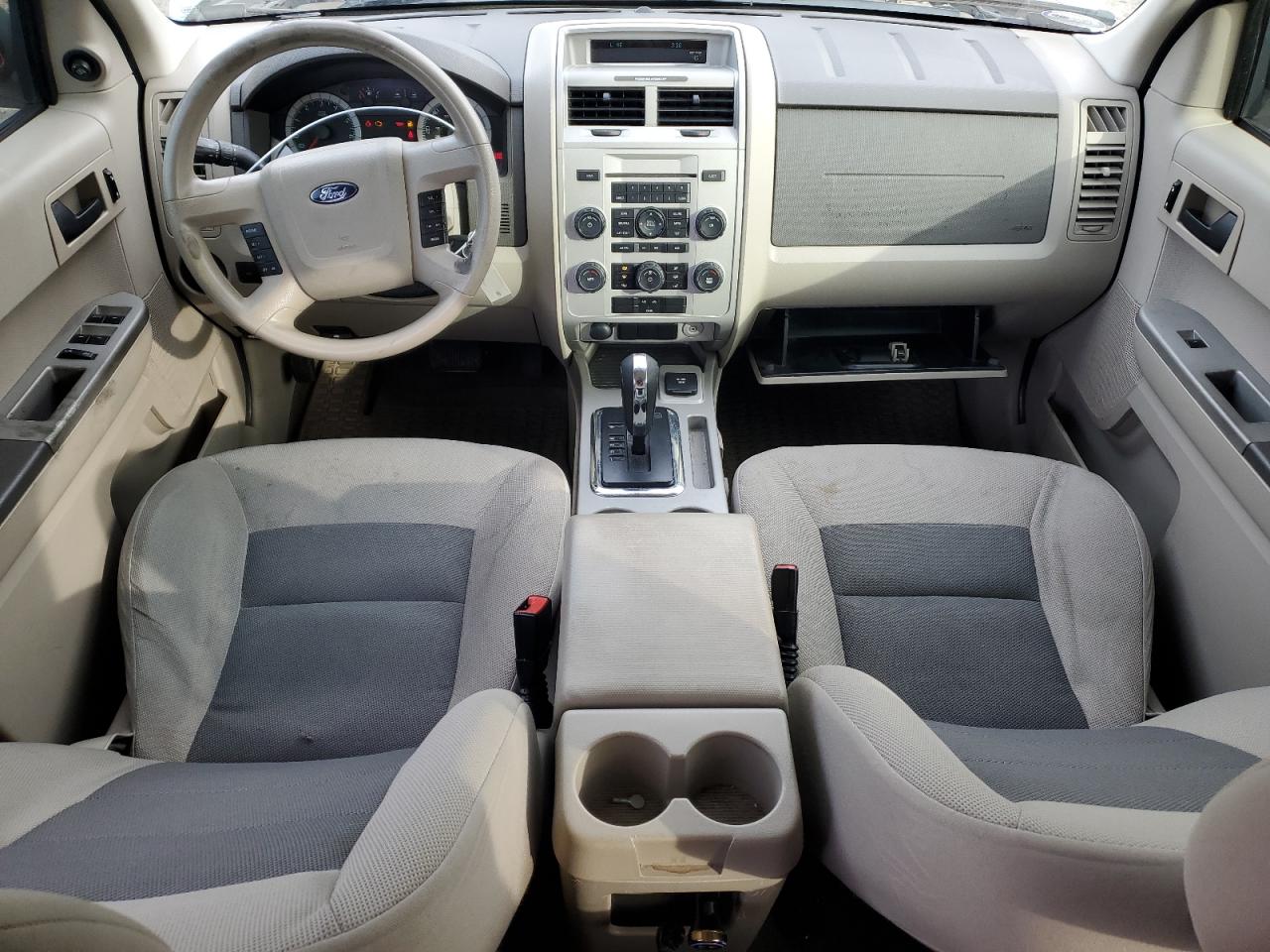 2008 Ford Escape - Image 8
