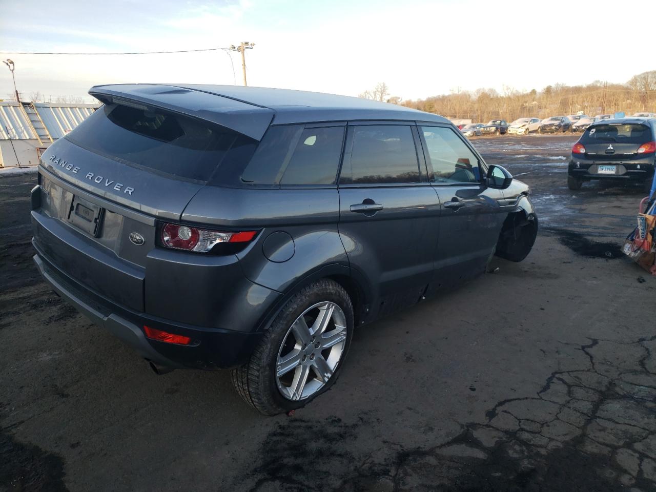 2015 Land Rover Range Rover - Image 3