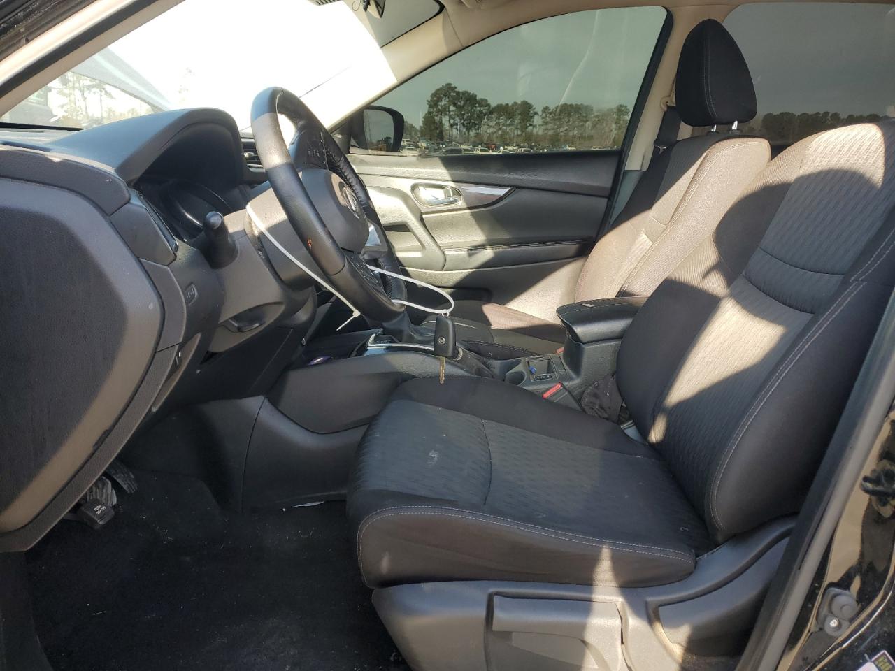 2020 Nissan Rogue - Image 7