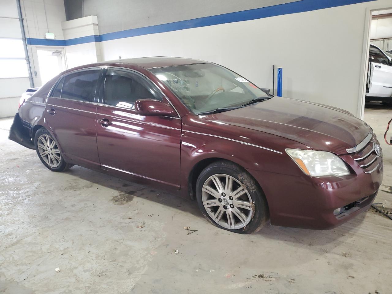 2006 Toyota Avalon - Image 4