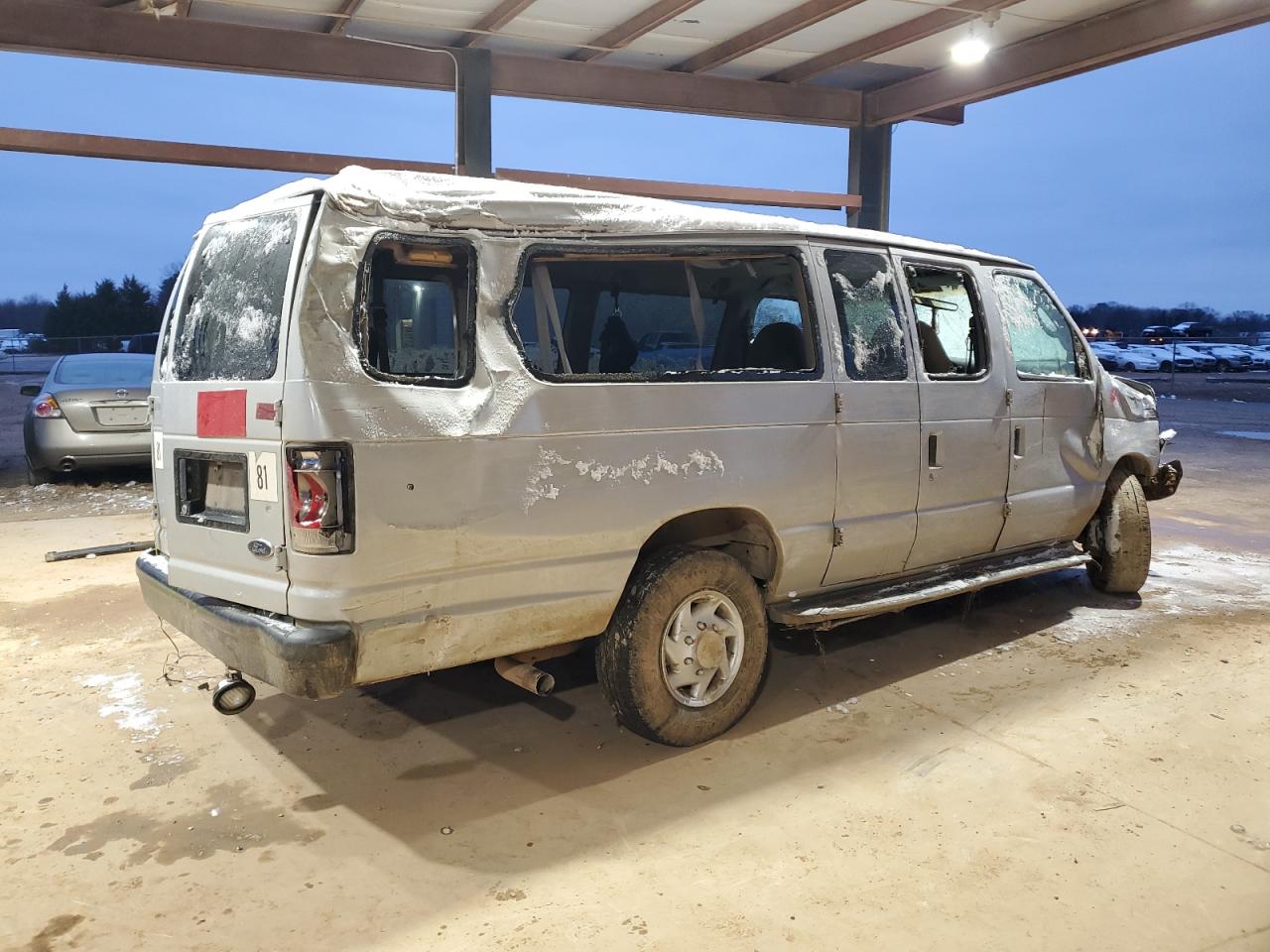 2004 Ford Econoline - Image 3
