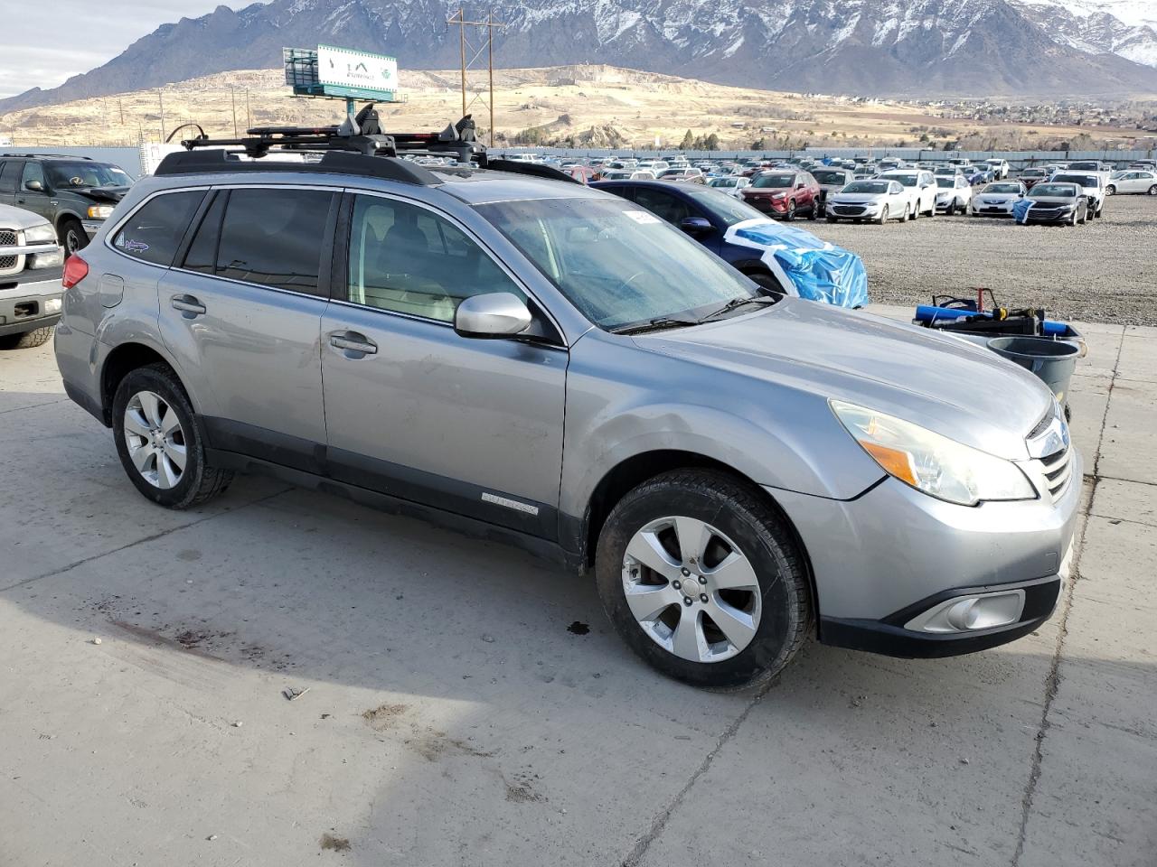 2010 Subaru Outback - Image 4