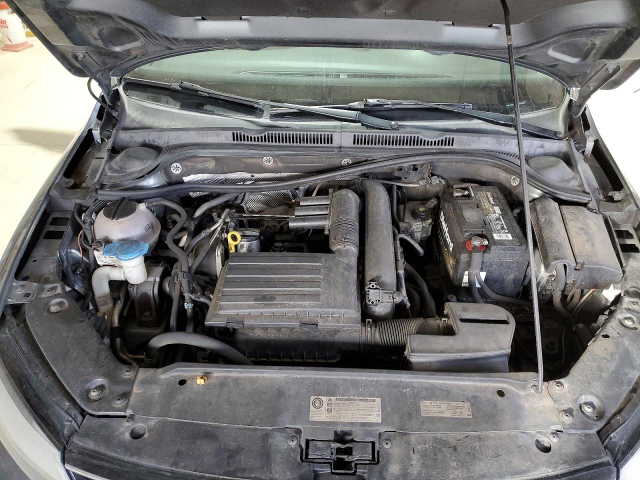2017 Volkswagen Jetta - Image 11