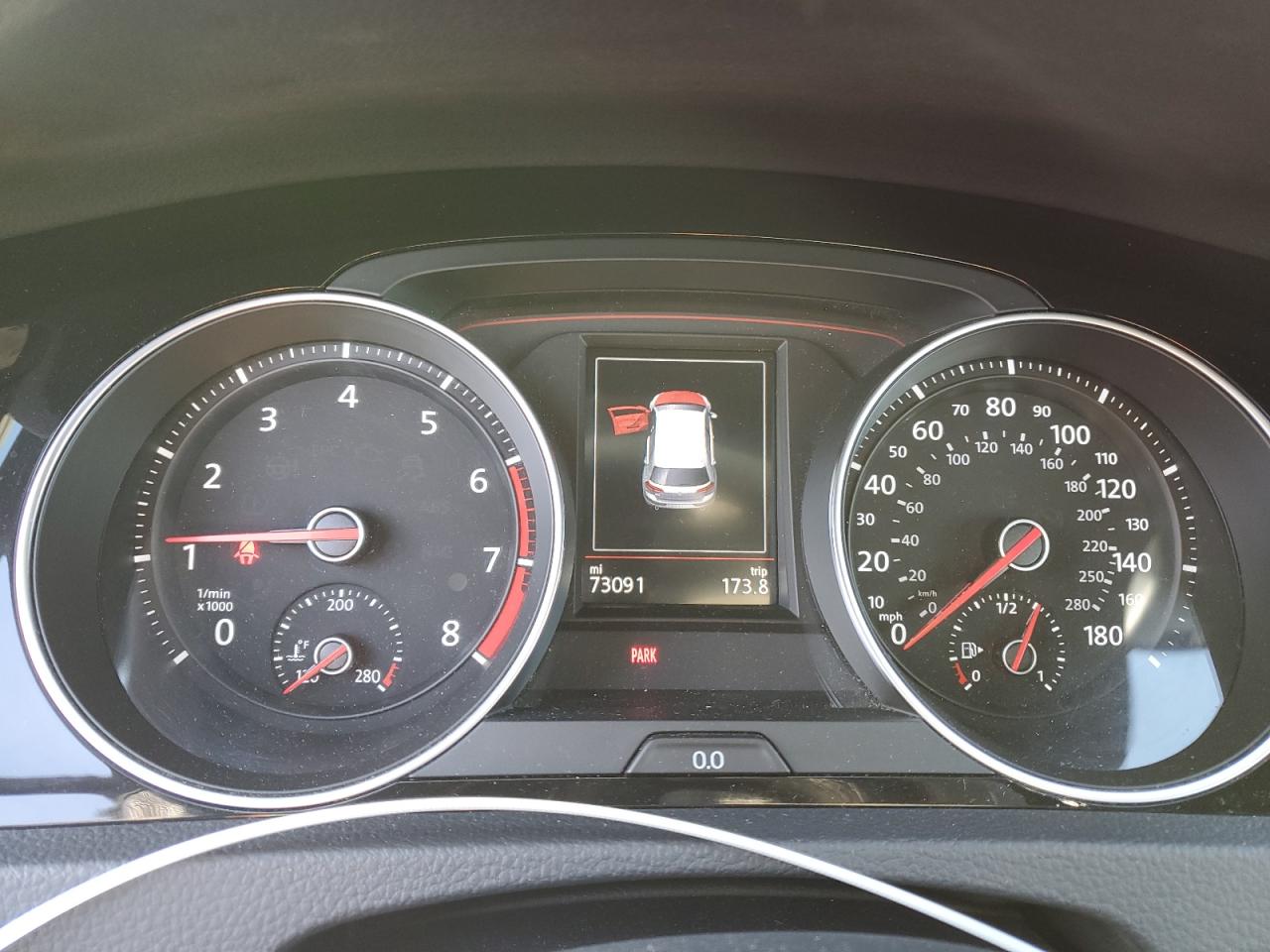 2018 Volkswagen GTI - Image 9