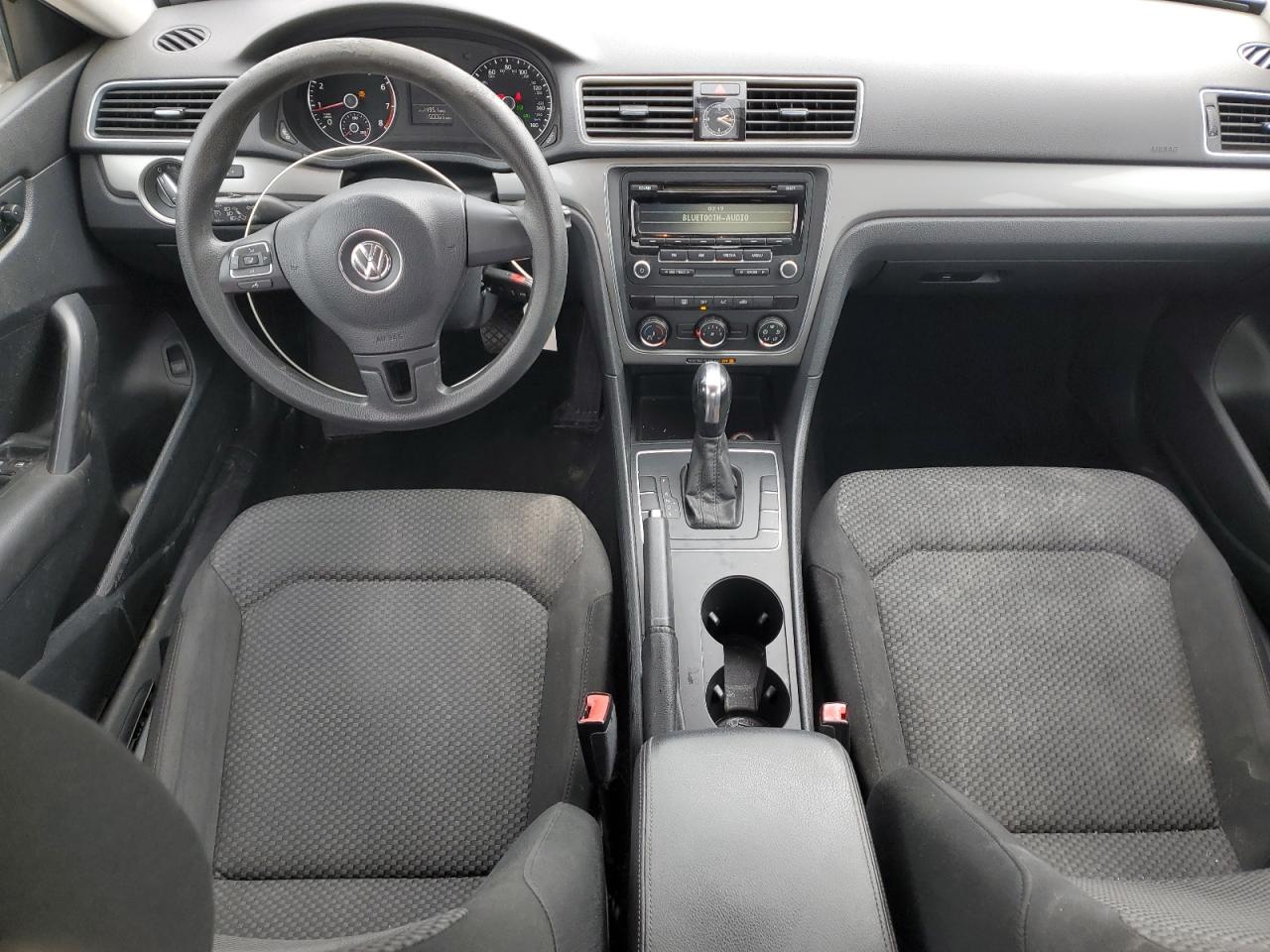 2014 Volkswagen Passat - Image 8