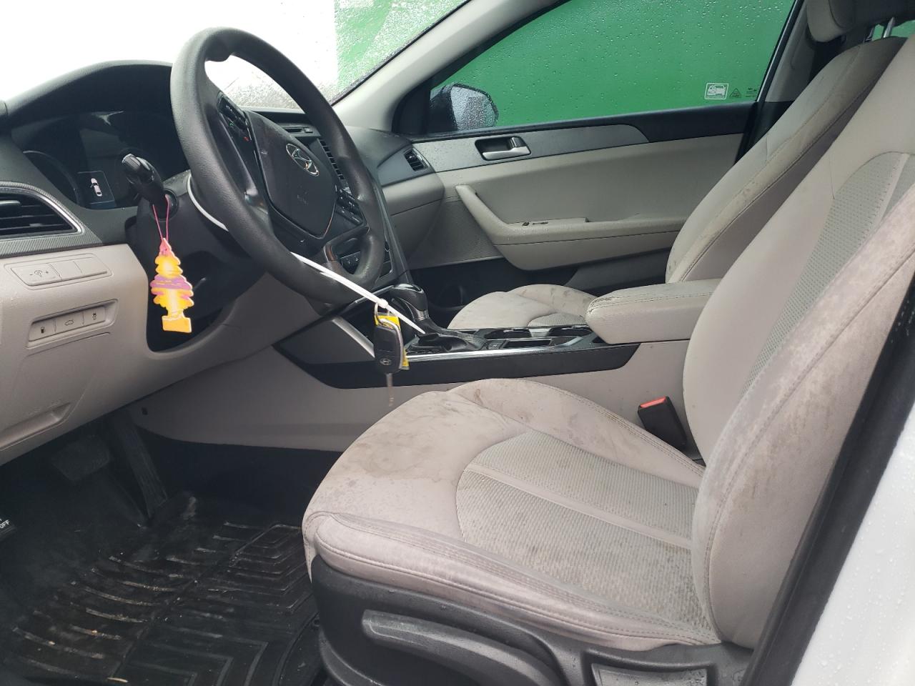2017 Hyundai Sonata - Image 7