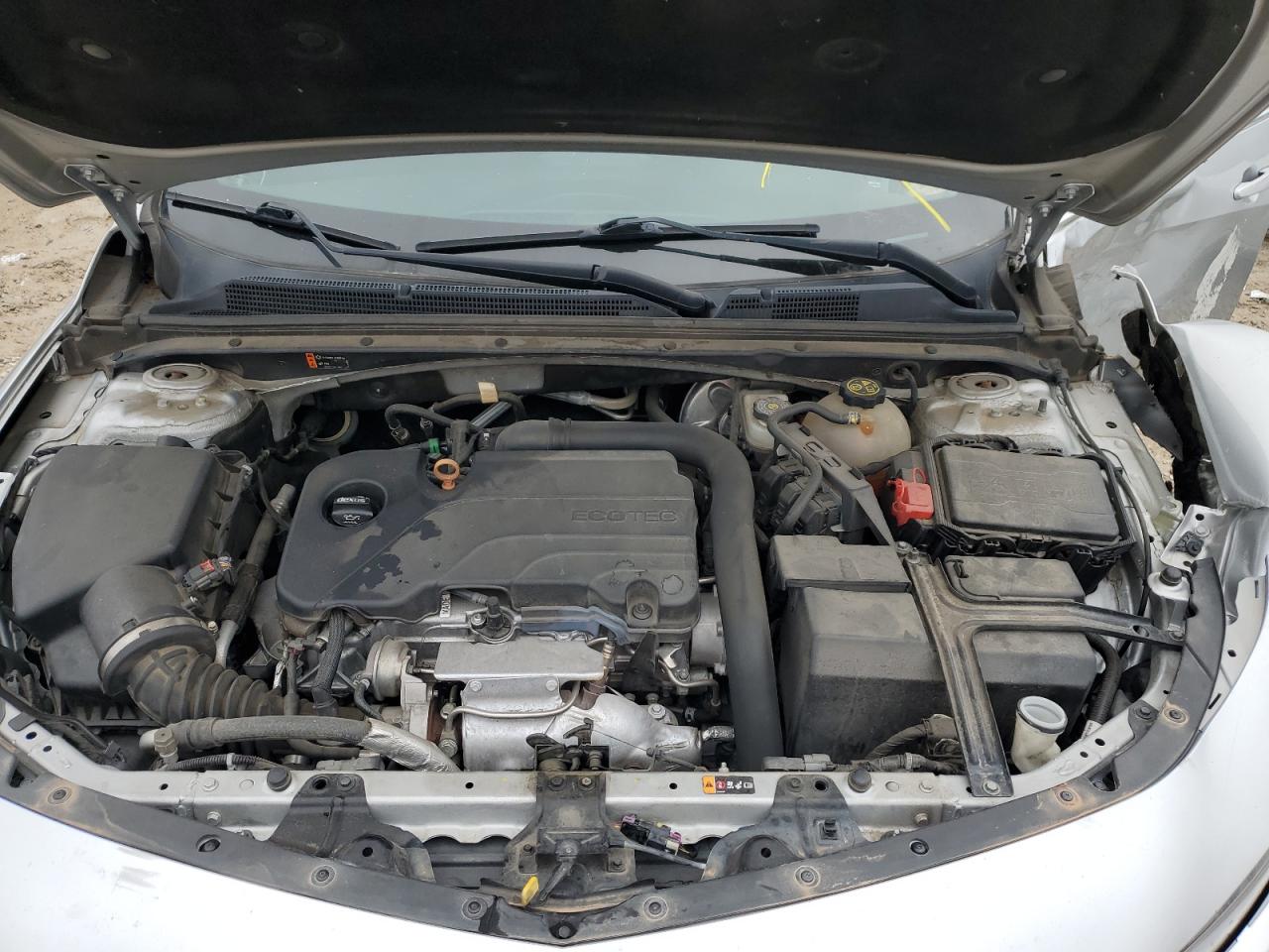 2018 Chevrolet Malibu - Image 11