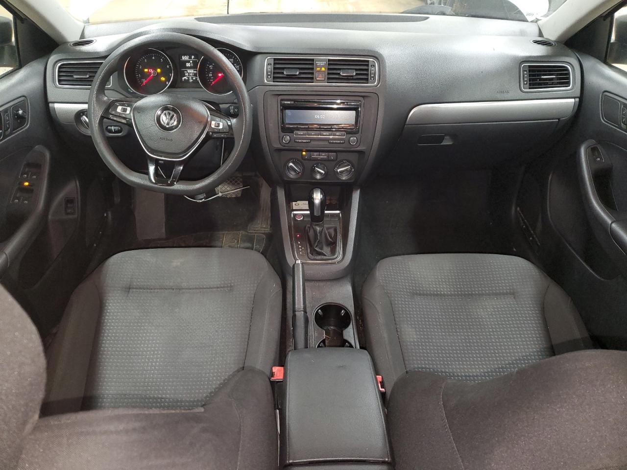 2015 Volkswagen Jetta - Image 8