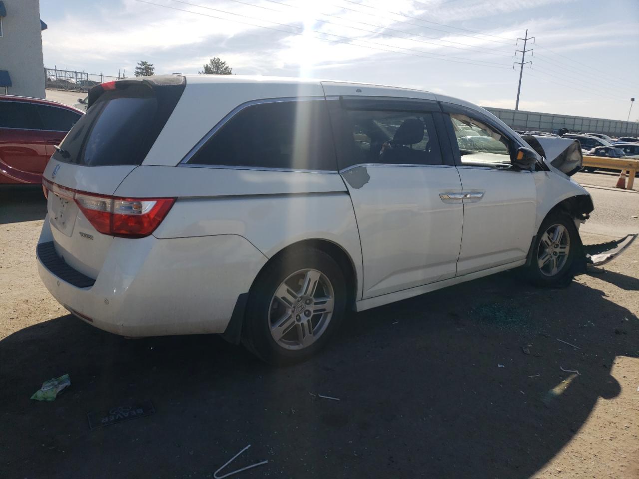 2012 Honda Odyssey - Image 3