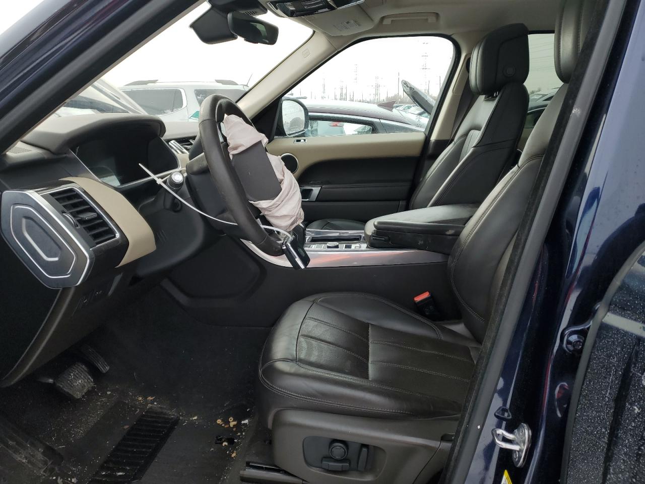 2020 Land Rover Range Rover - Image 7
