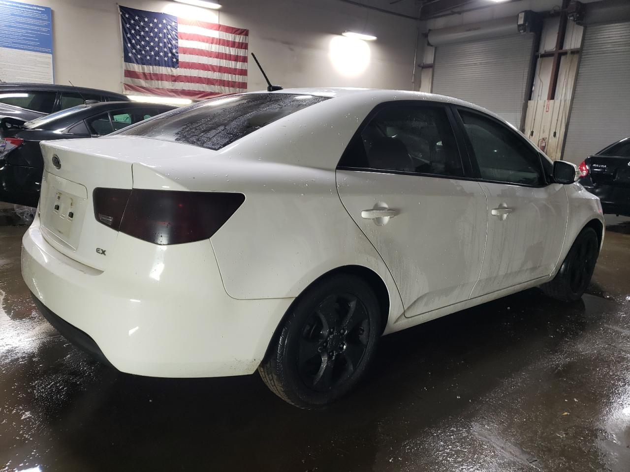 2010 Kia Forte - Image 3