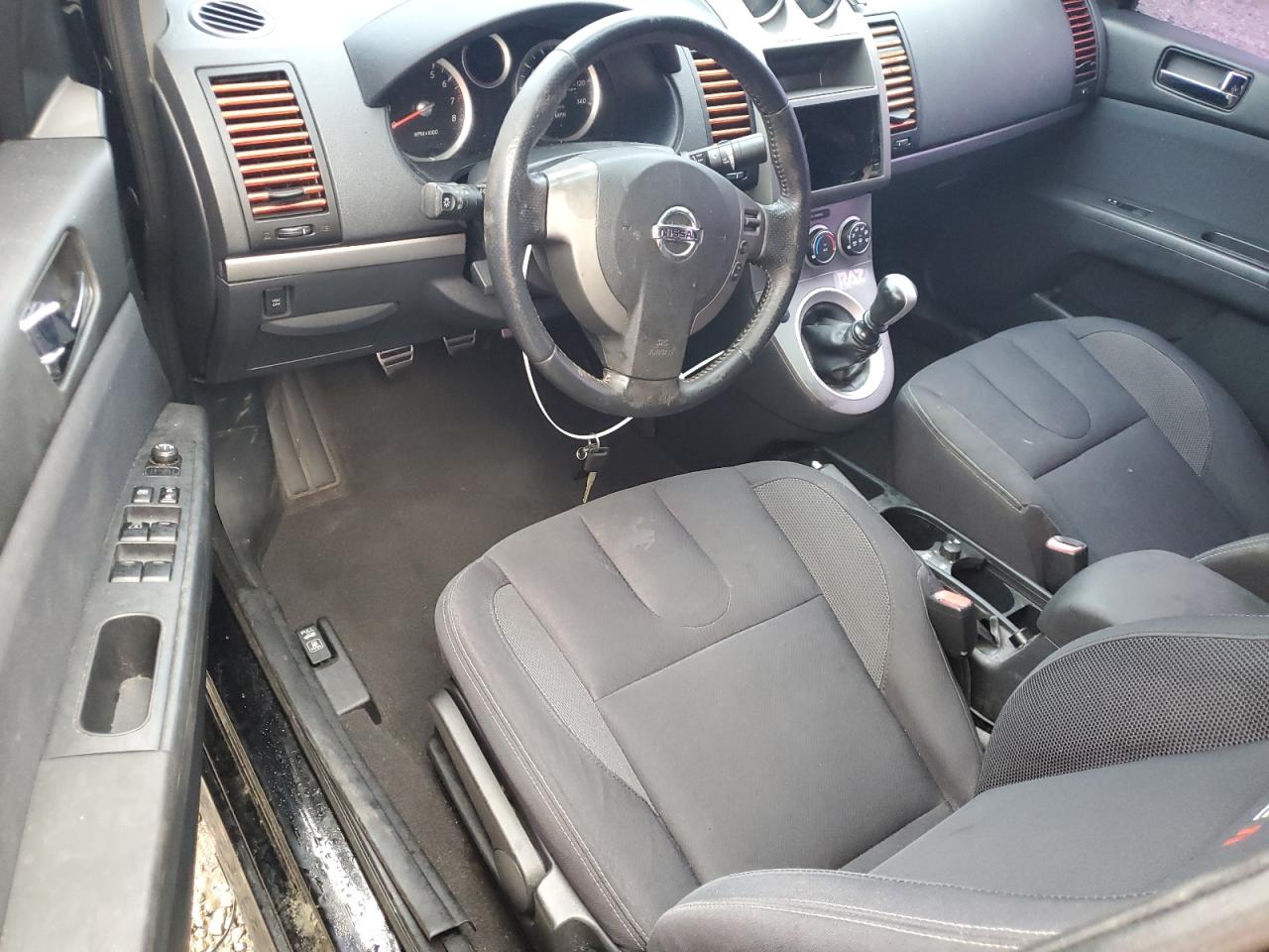 2010 Nissan Sentra - Image 8