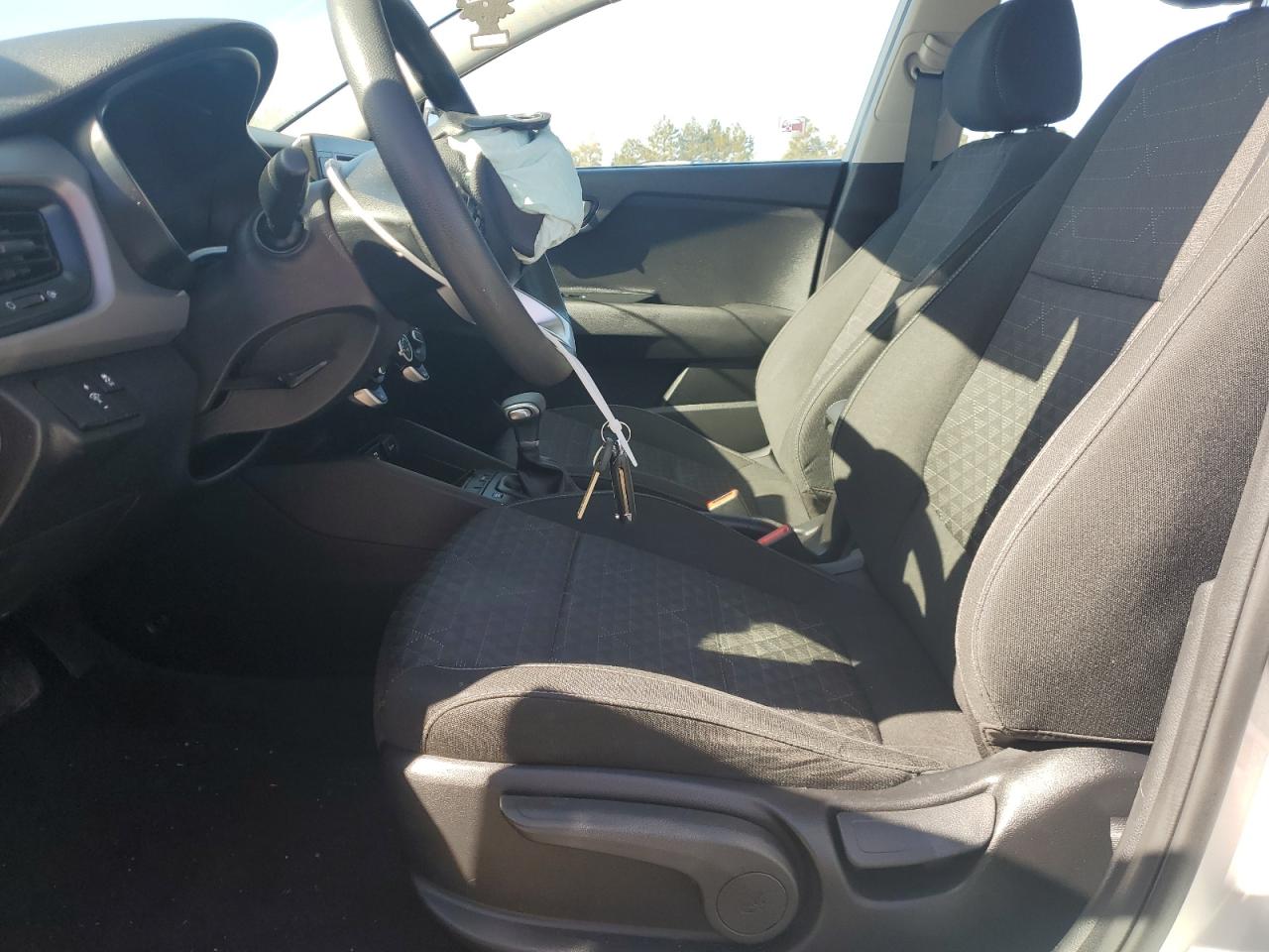 2018 Kia Rio - Image 7