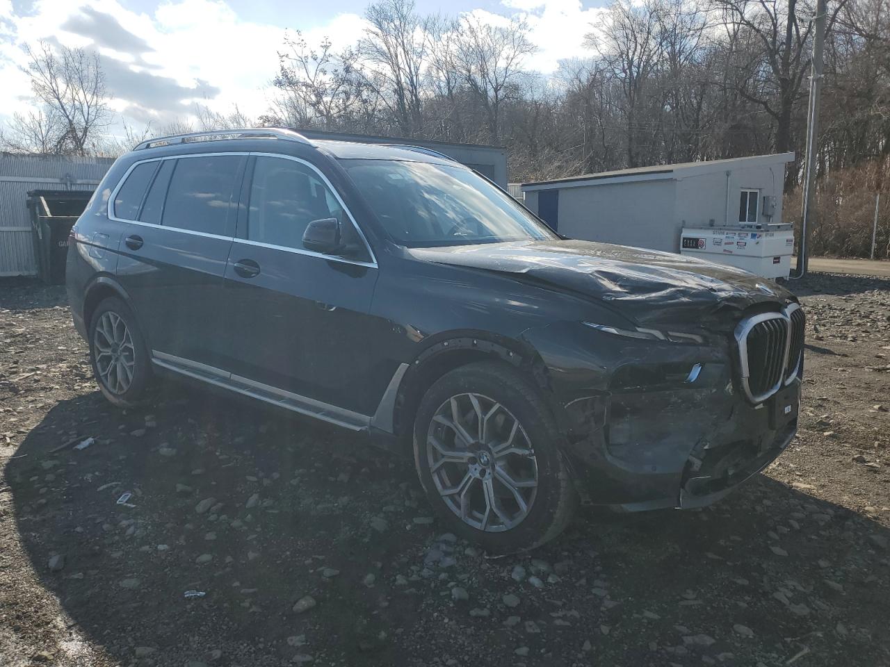 2024 BMW X7 - Image 4
