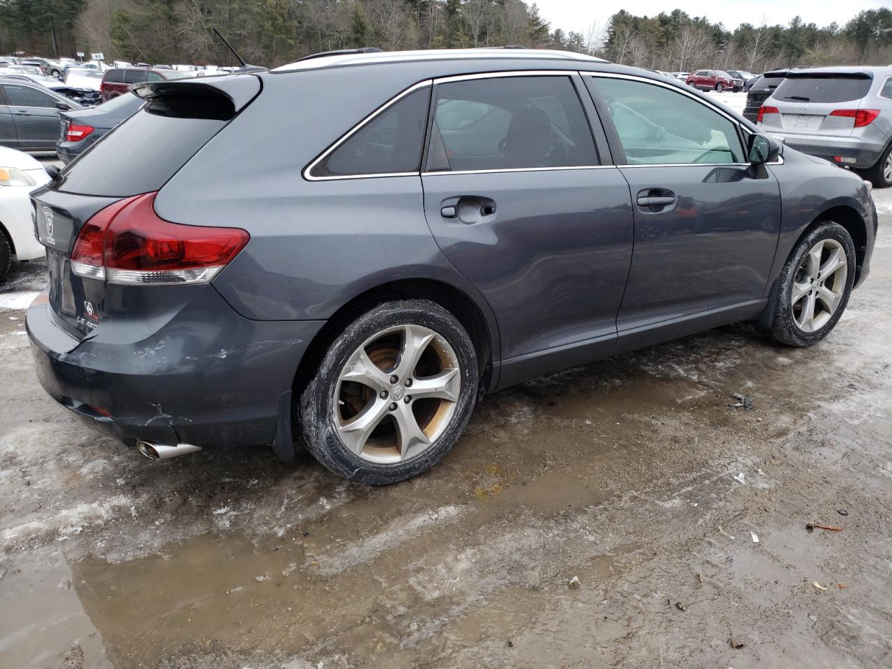 2013 Toyota Venza - Image 3