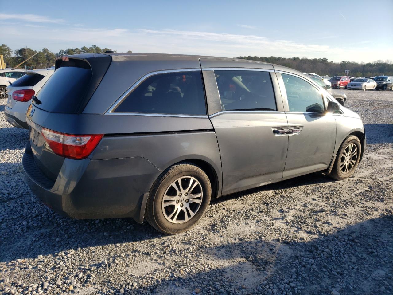 2011 Honda Odyssey - Image 3