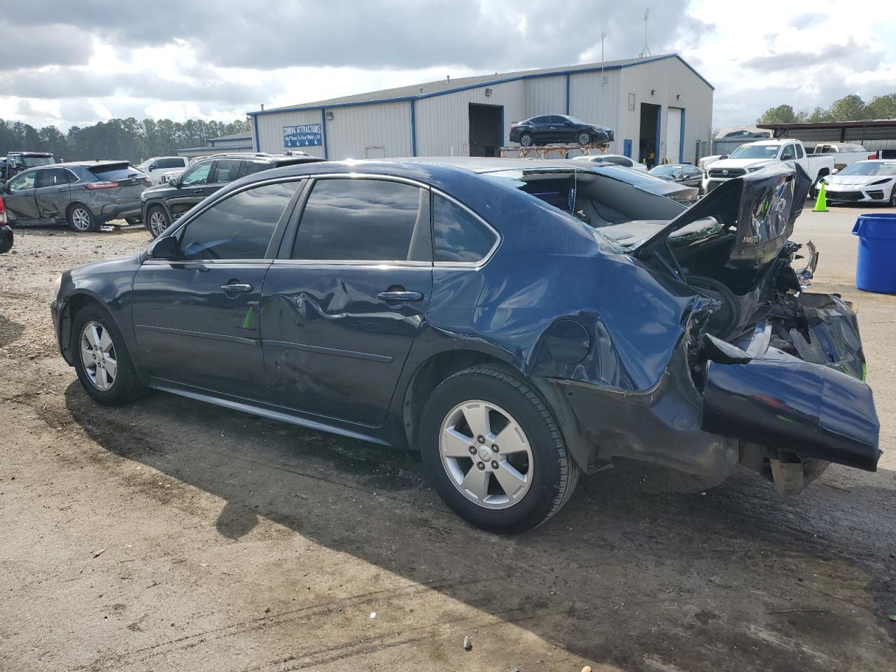 2010 Chevrolet Impala - Image 2