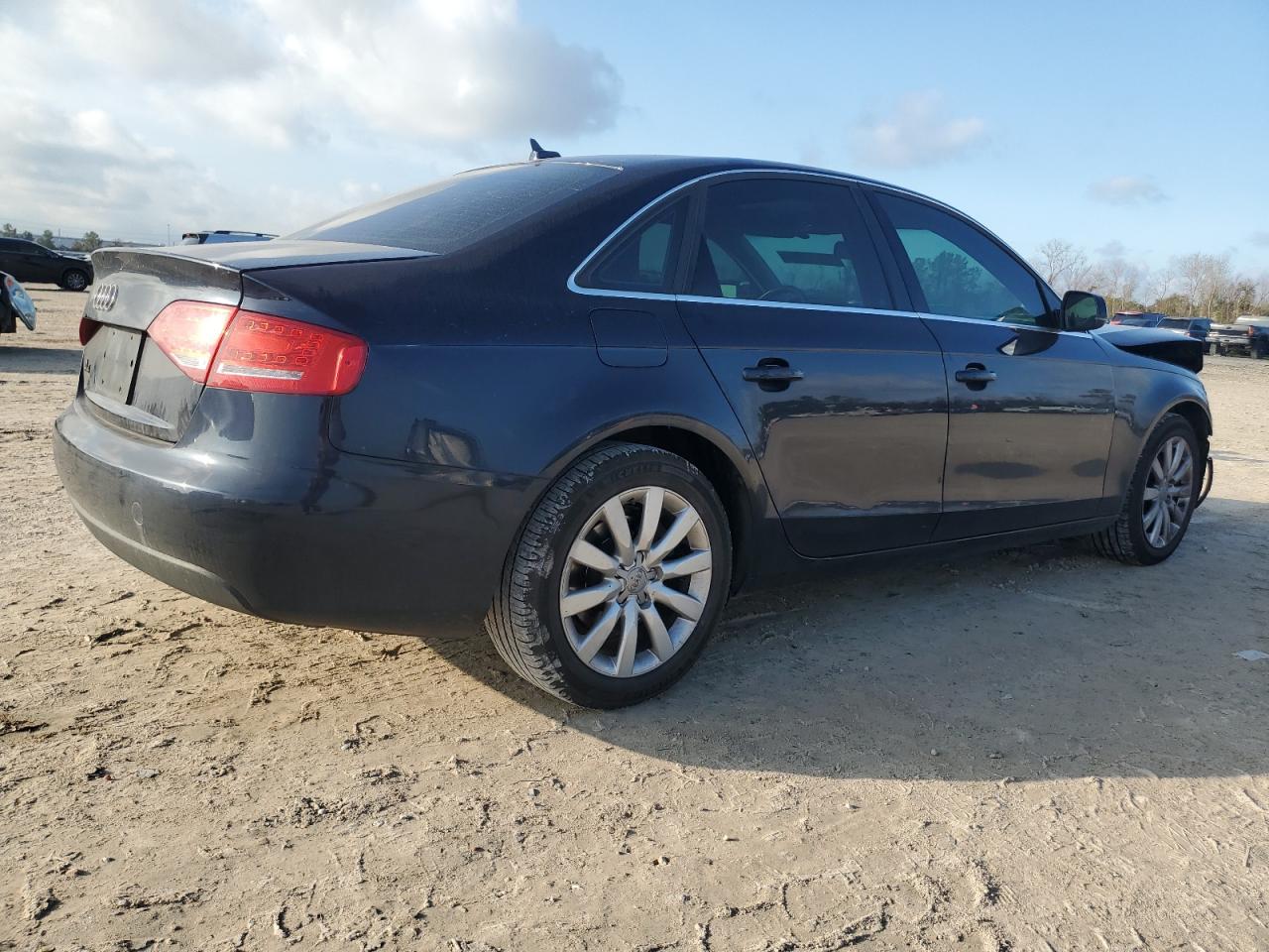2010 Audi A4 - Image 3