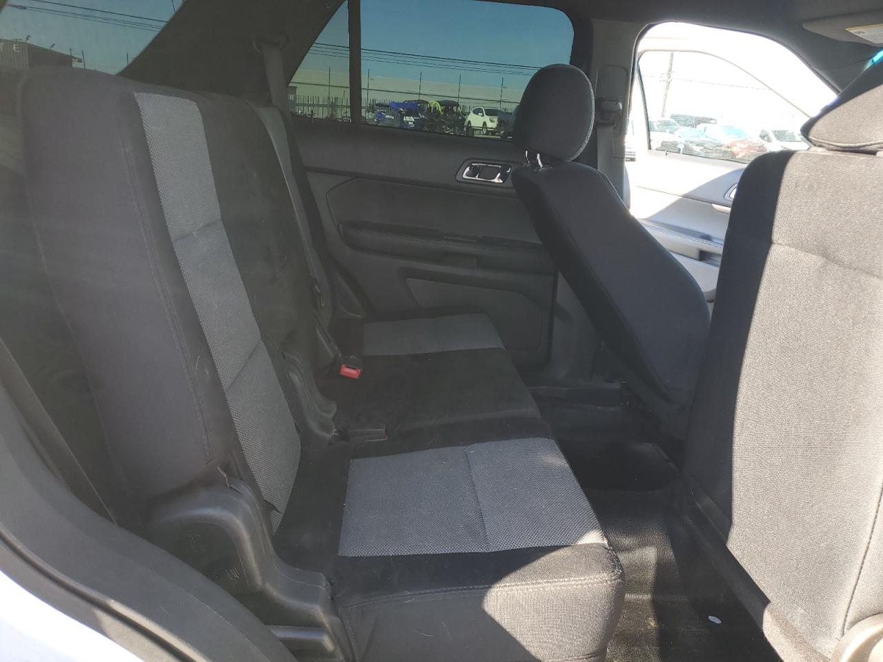 2014 Ford Explorer - Image 11