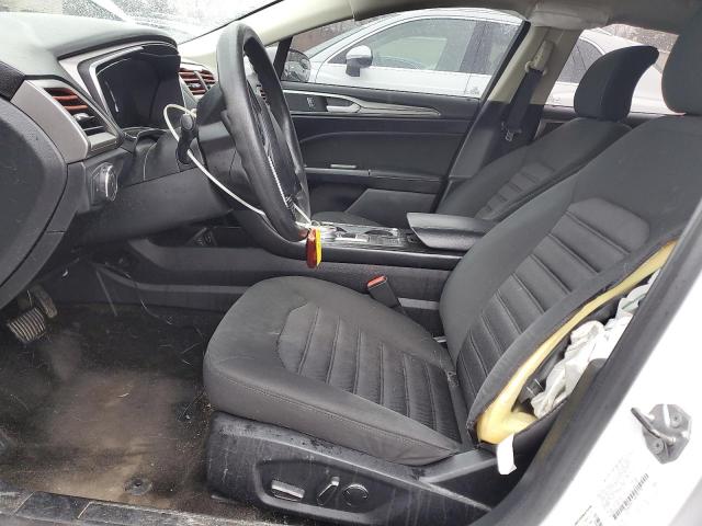 Sedans FORD FUSION 2017 Biały