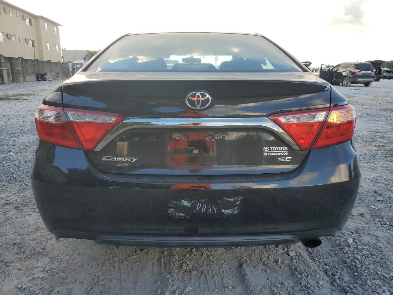 2015 Toyota Camry - Image 6