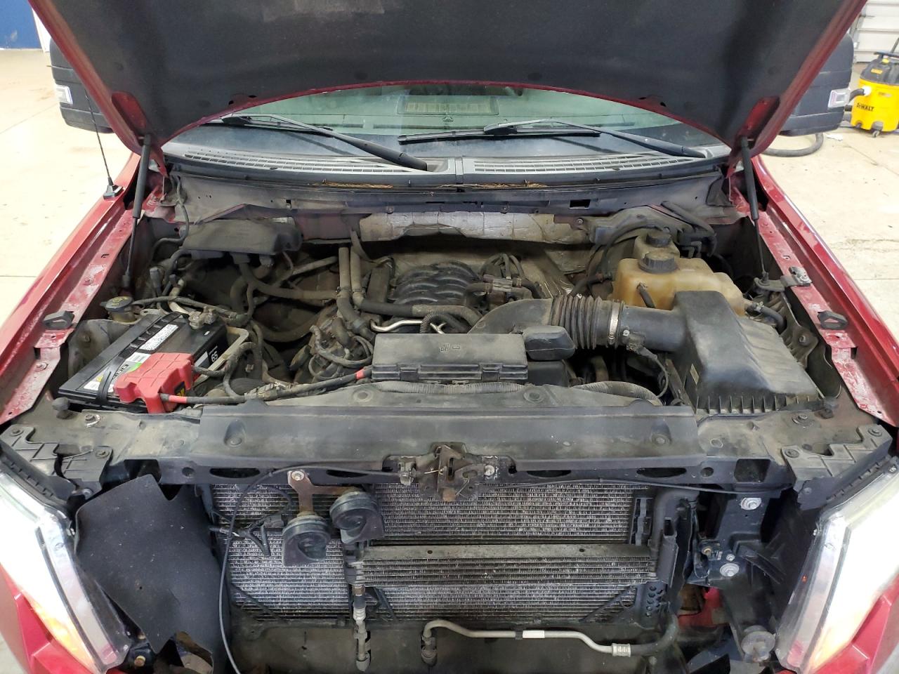 2012 Ford F-150 - Image 11