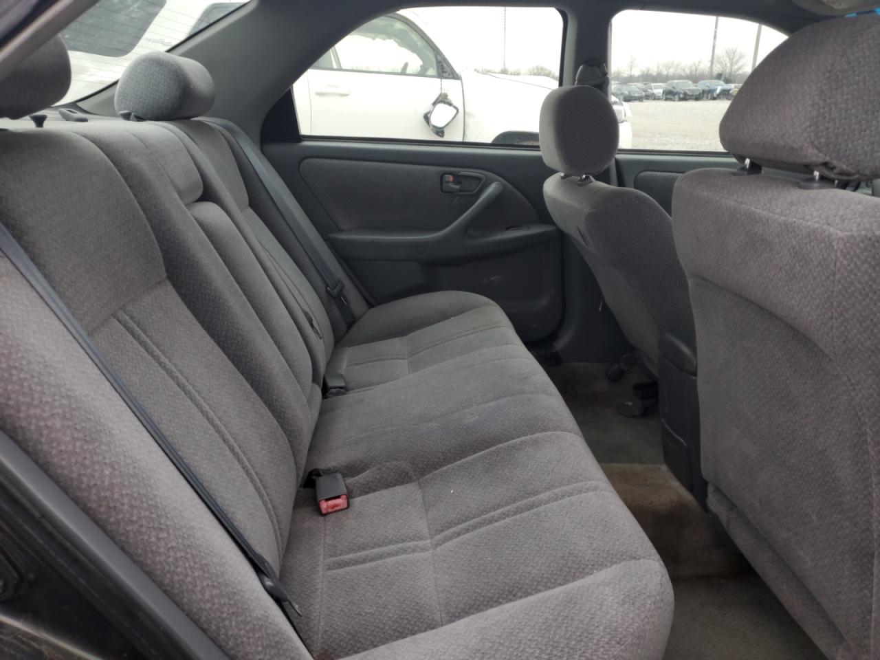 2000 Toyota Camry - Image 10