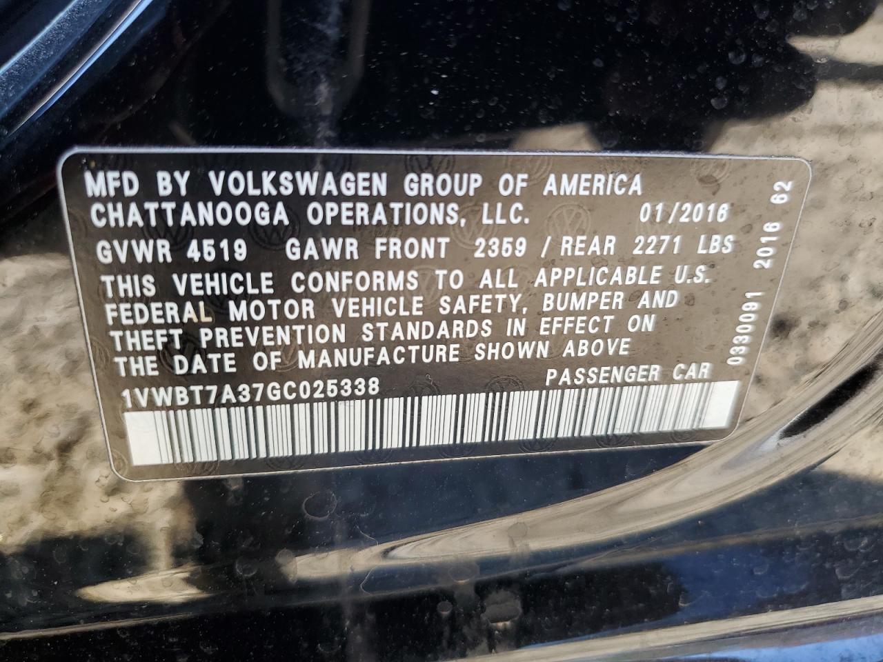 2016 Volkswagen Passat - Image 15