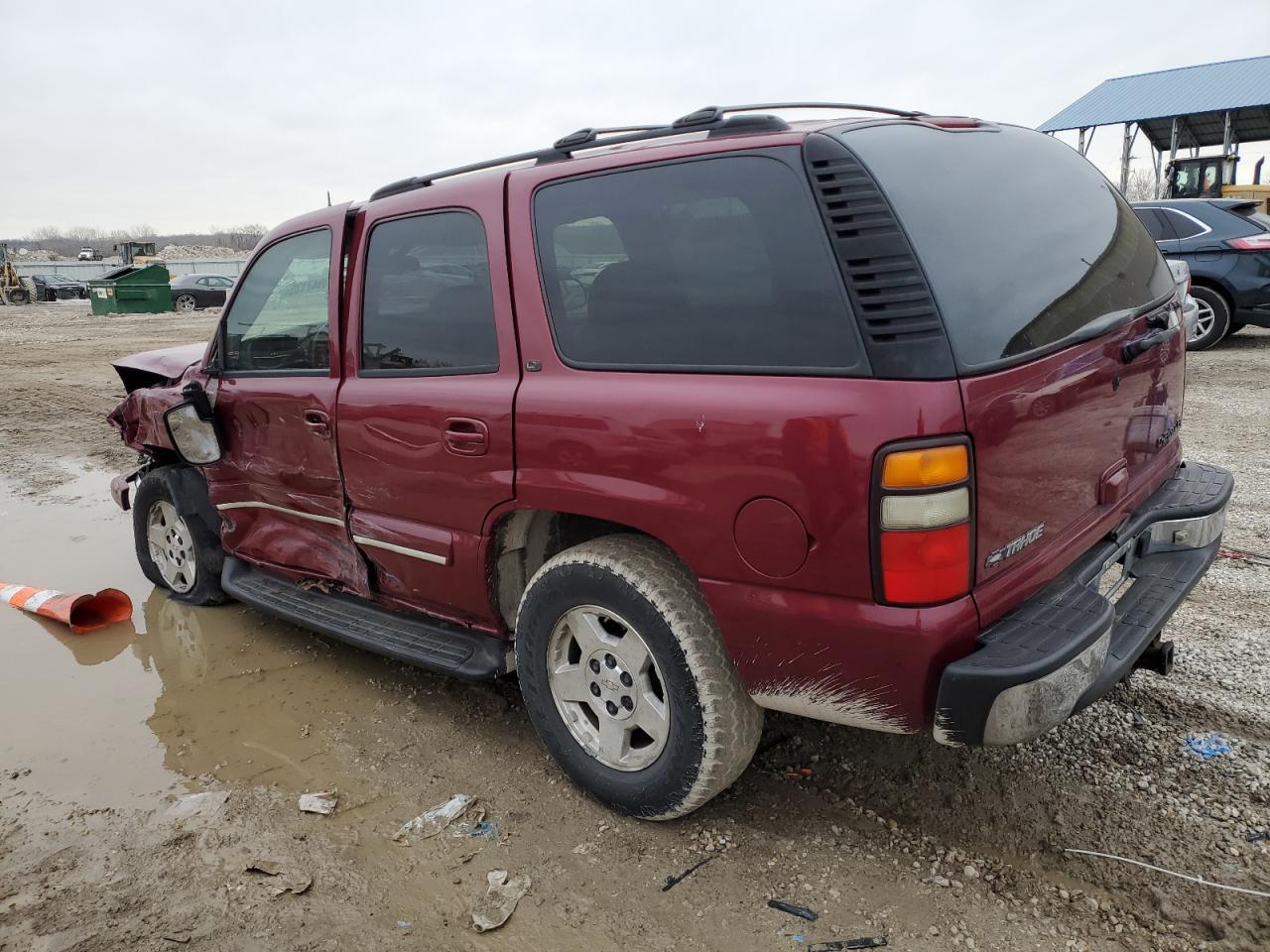 2004 Chevrolet Tahoe - Image 2
