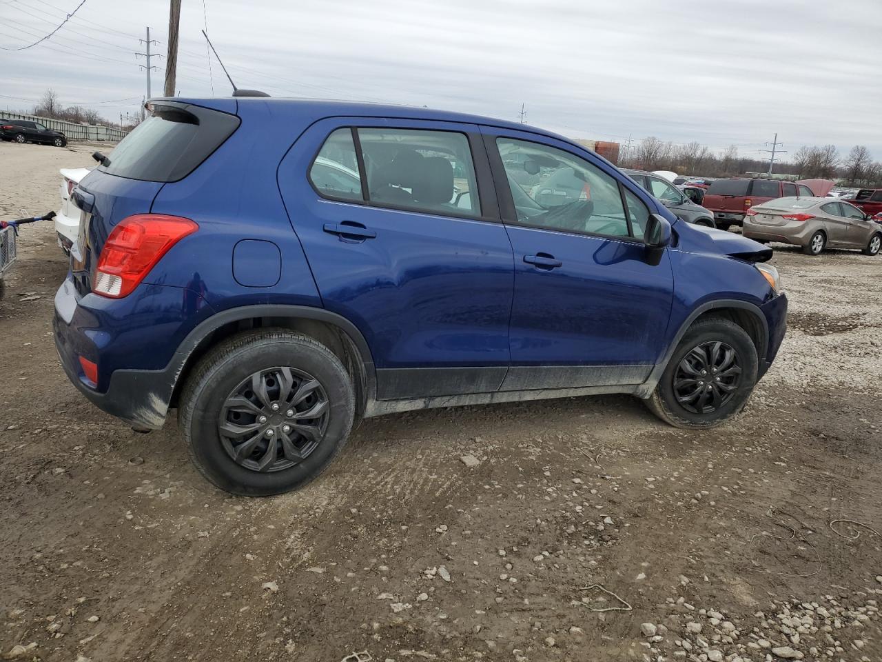 2017 Chevrolet Trax - Image 3