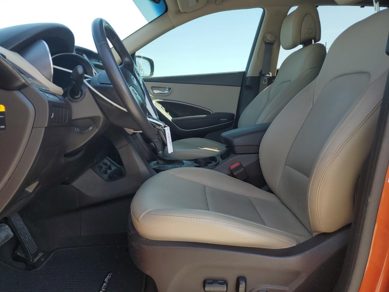 2017 Hyundai Santa Fe - Image 7