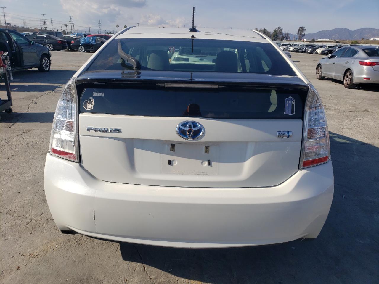 2010 Toyota Prius - Image 6
