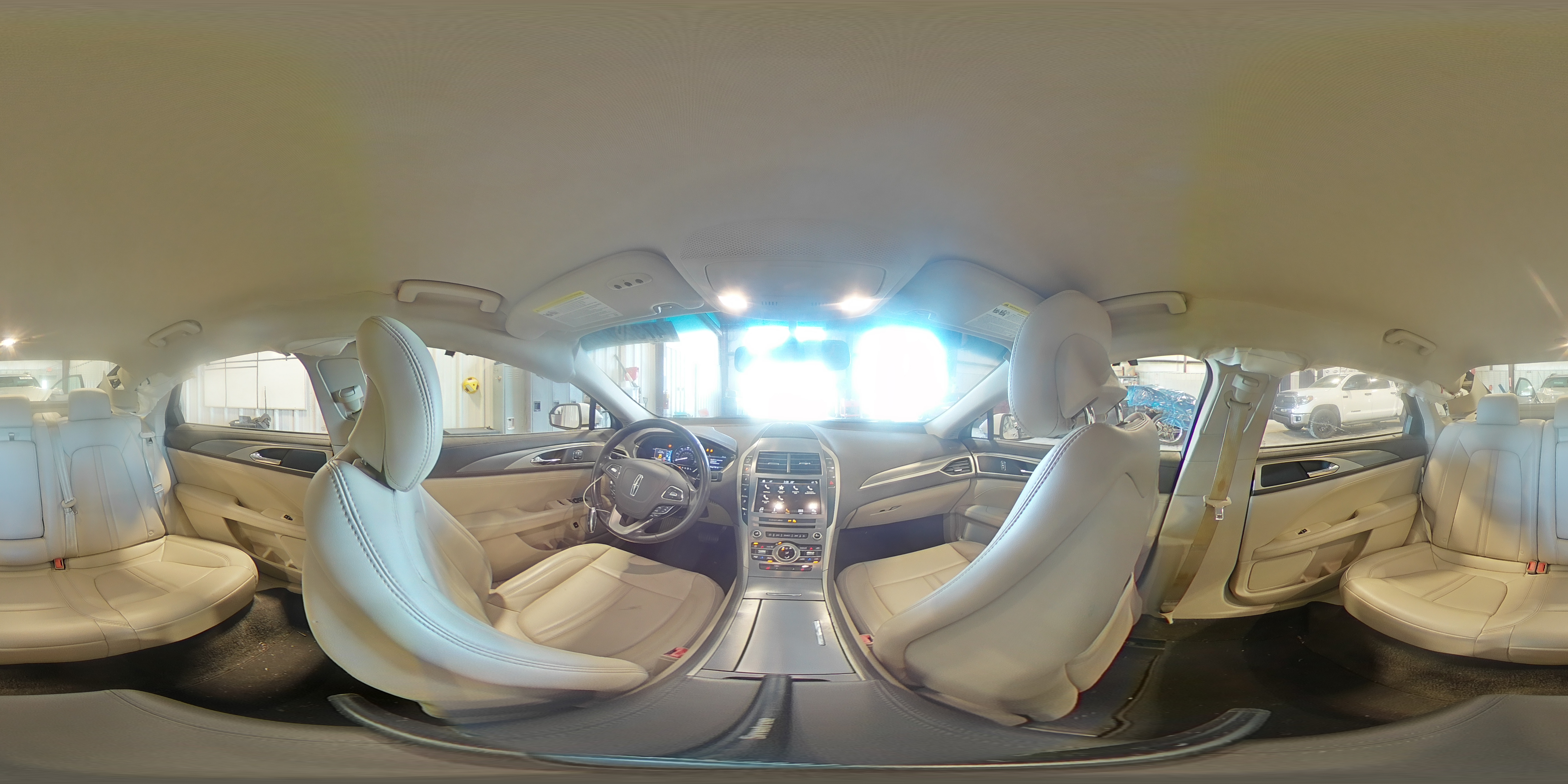 2017 Lincoln MKZ - Image 12