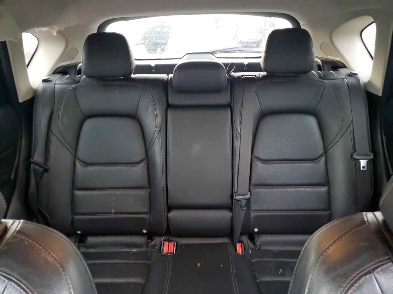 2021 Mazda CX-5 - Image 10