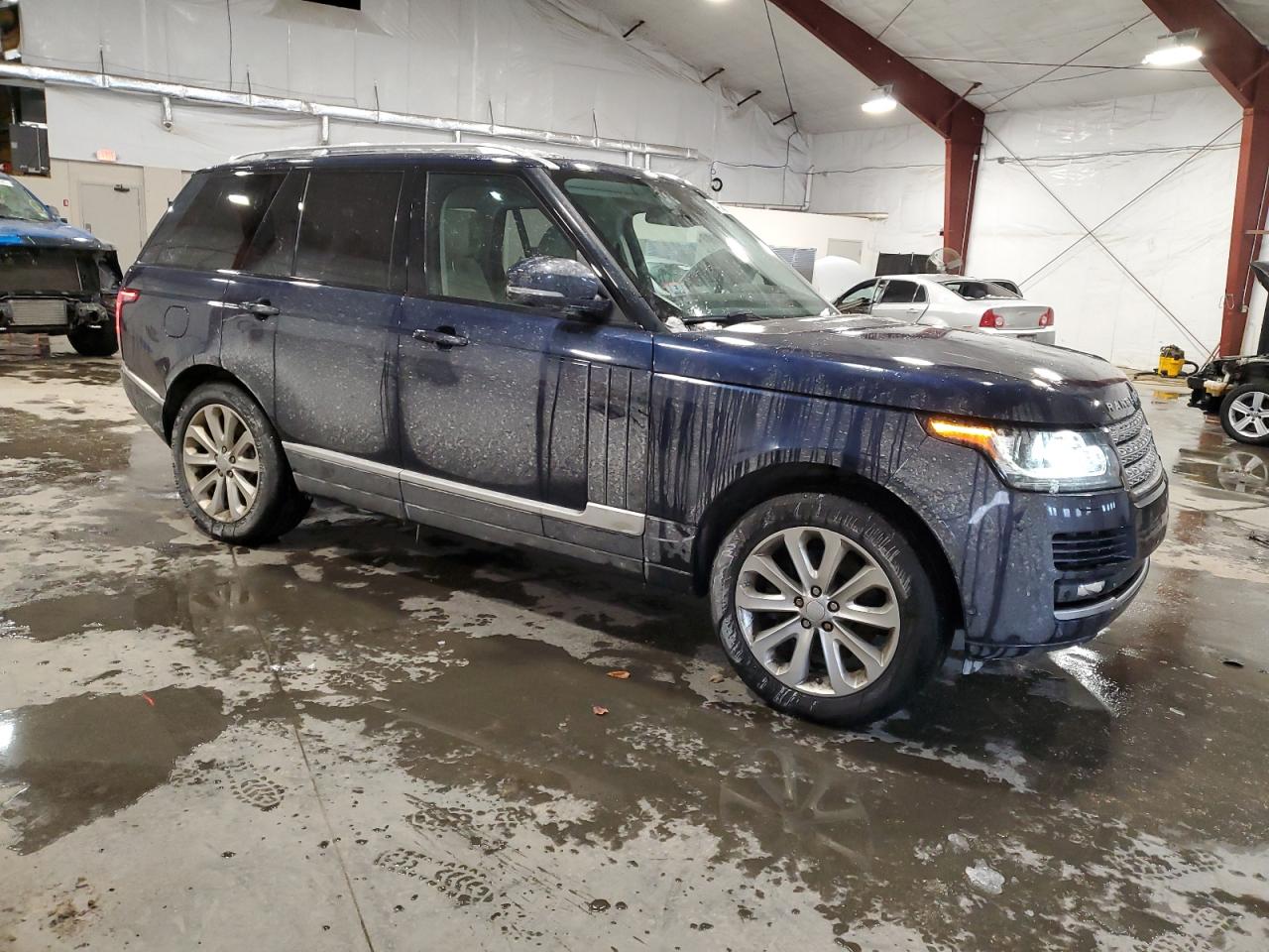 2015 Land Rover Range Rover - Image 4