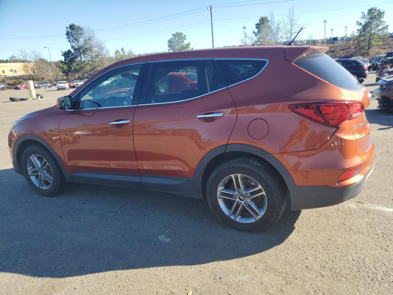 2018 Hyundai Santa Fe - Image 2