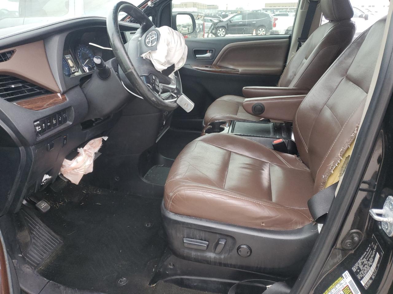 2015 Toyota Sienna - Image 7