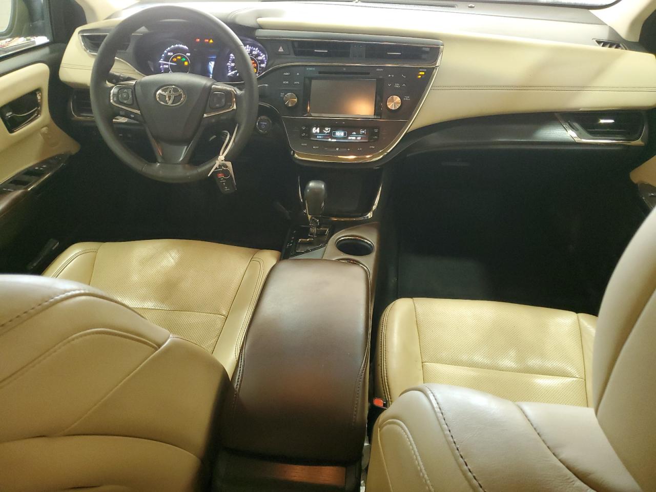 2016 Toyota Avalon - Image 8