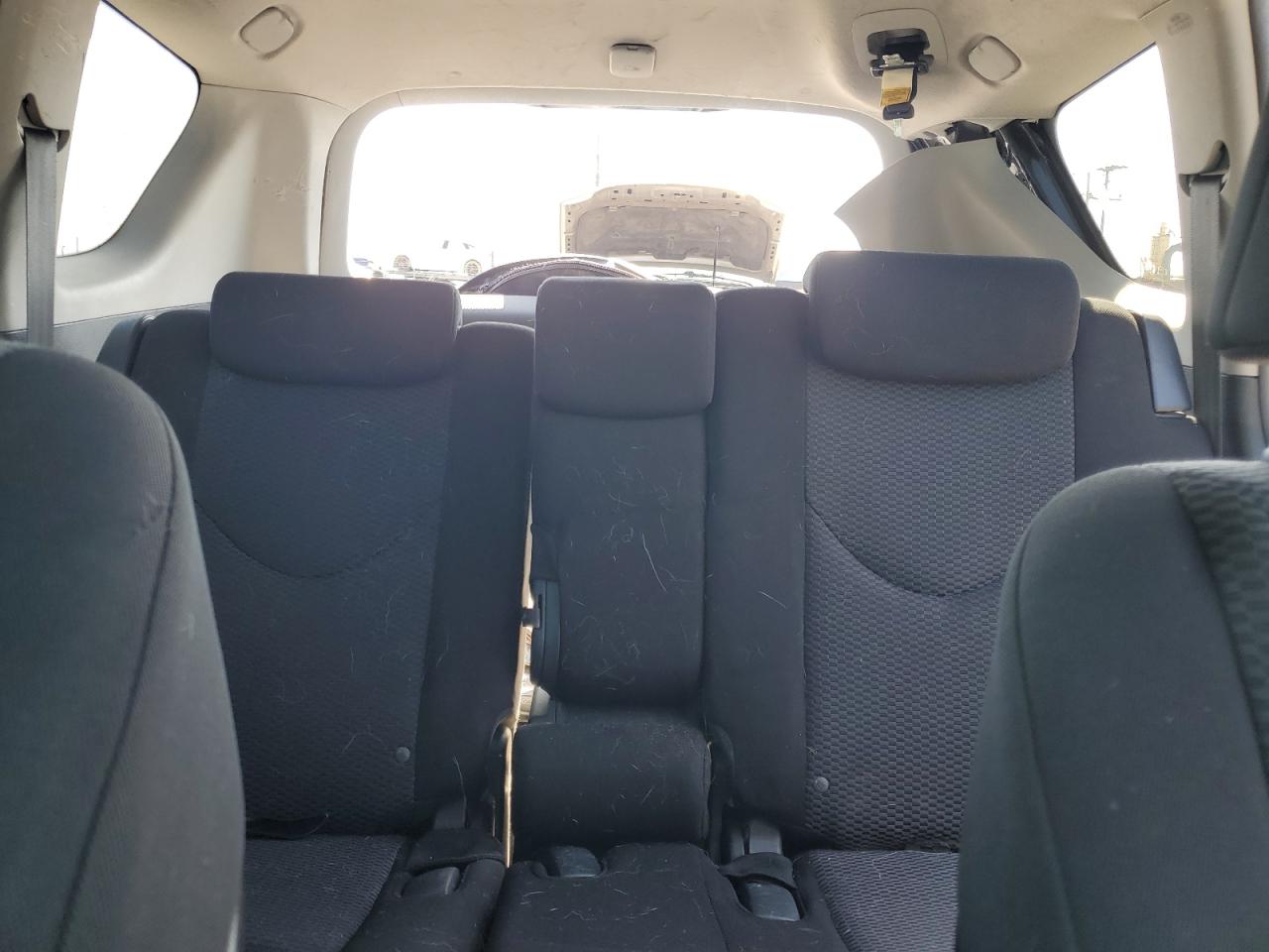 2010 Toyota RAV 4 - Image 10