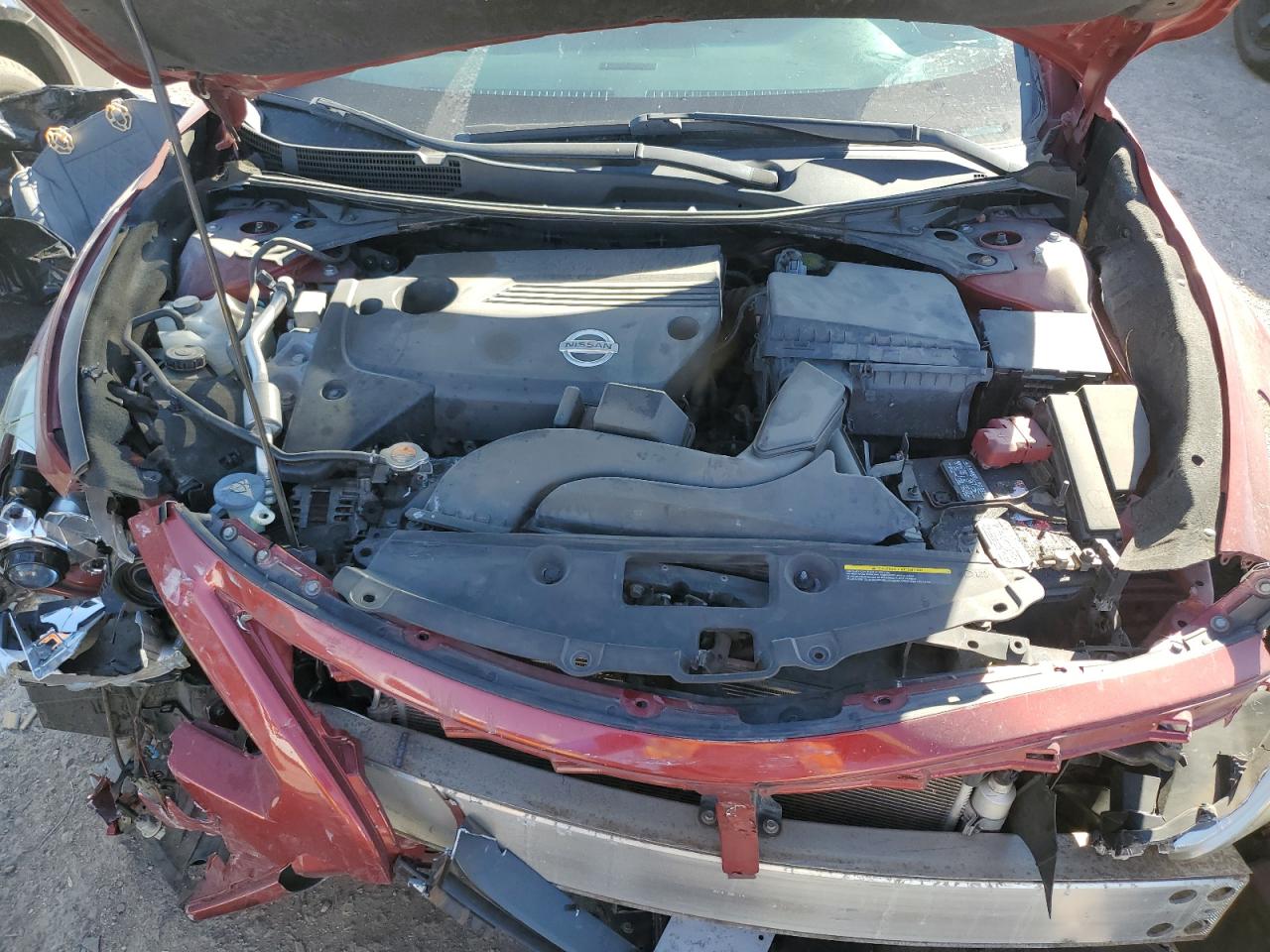 2015 Nissan Altima - Image 13