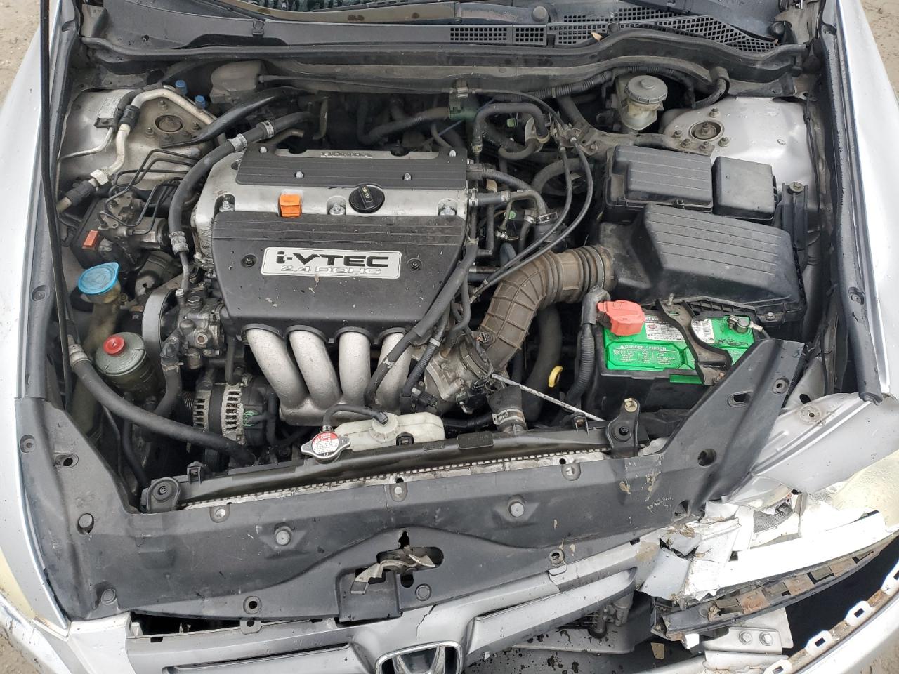 2004 Honda Accord - Image 11