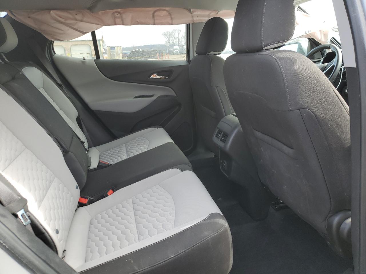 2021 Chevrolet Equinox - Image 11