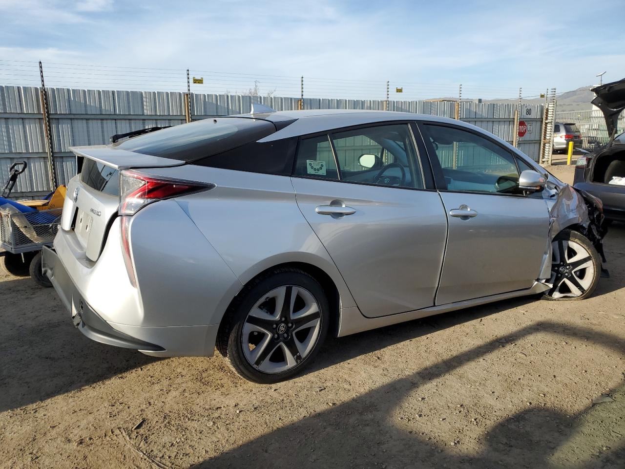 2016 Toyota Prius - Image 3