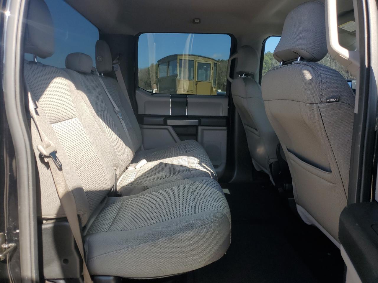2016 Ford F-150 - Image 10