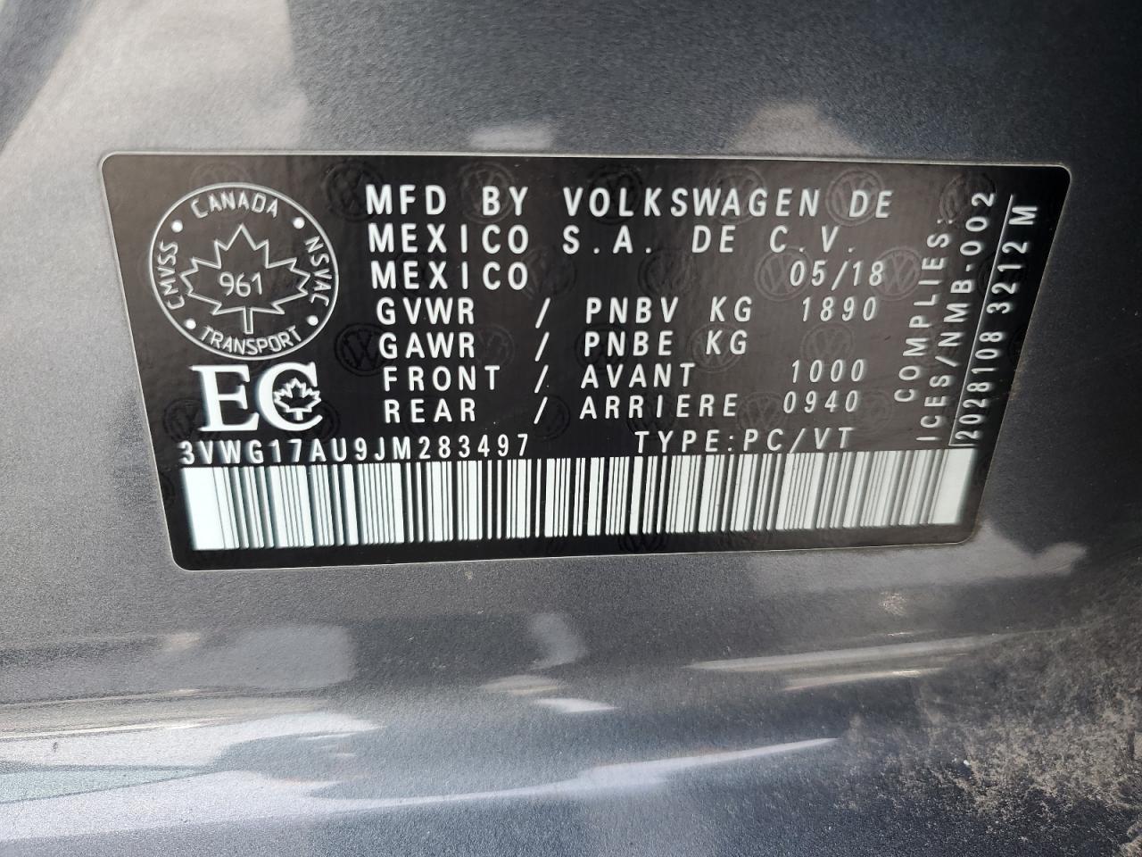 2018 Volkswagen Golf - Image 12