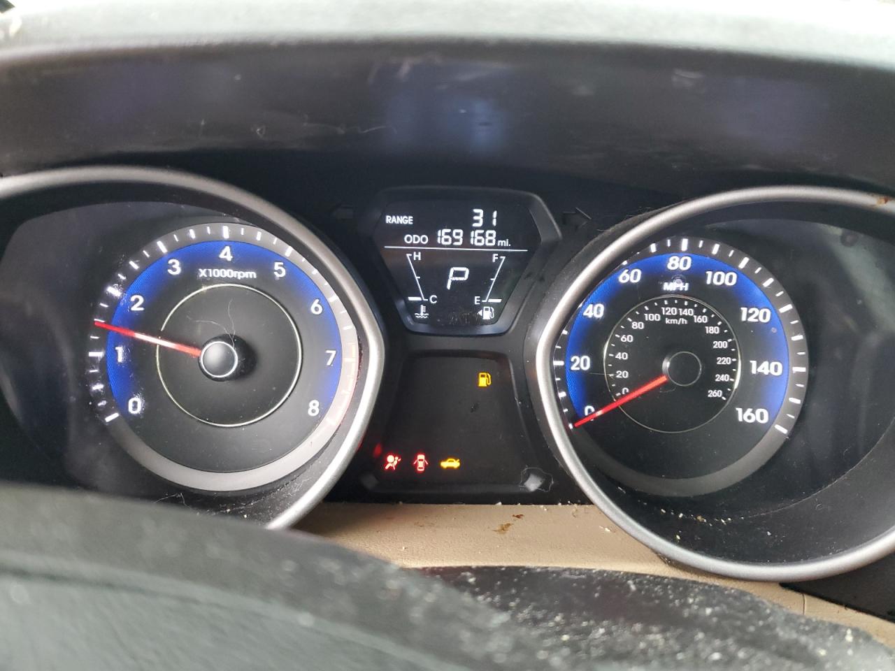 2012 Hyundai Elantra - Image 9