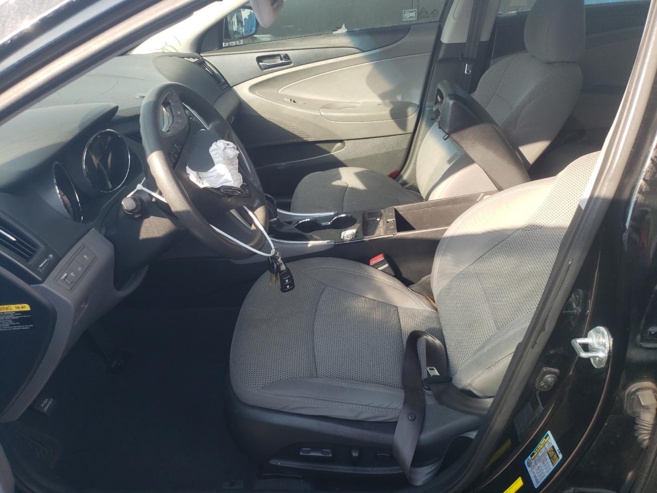 2014 Hyundai Sonata - Image 7