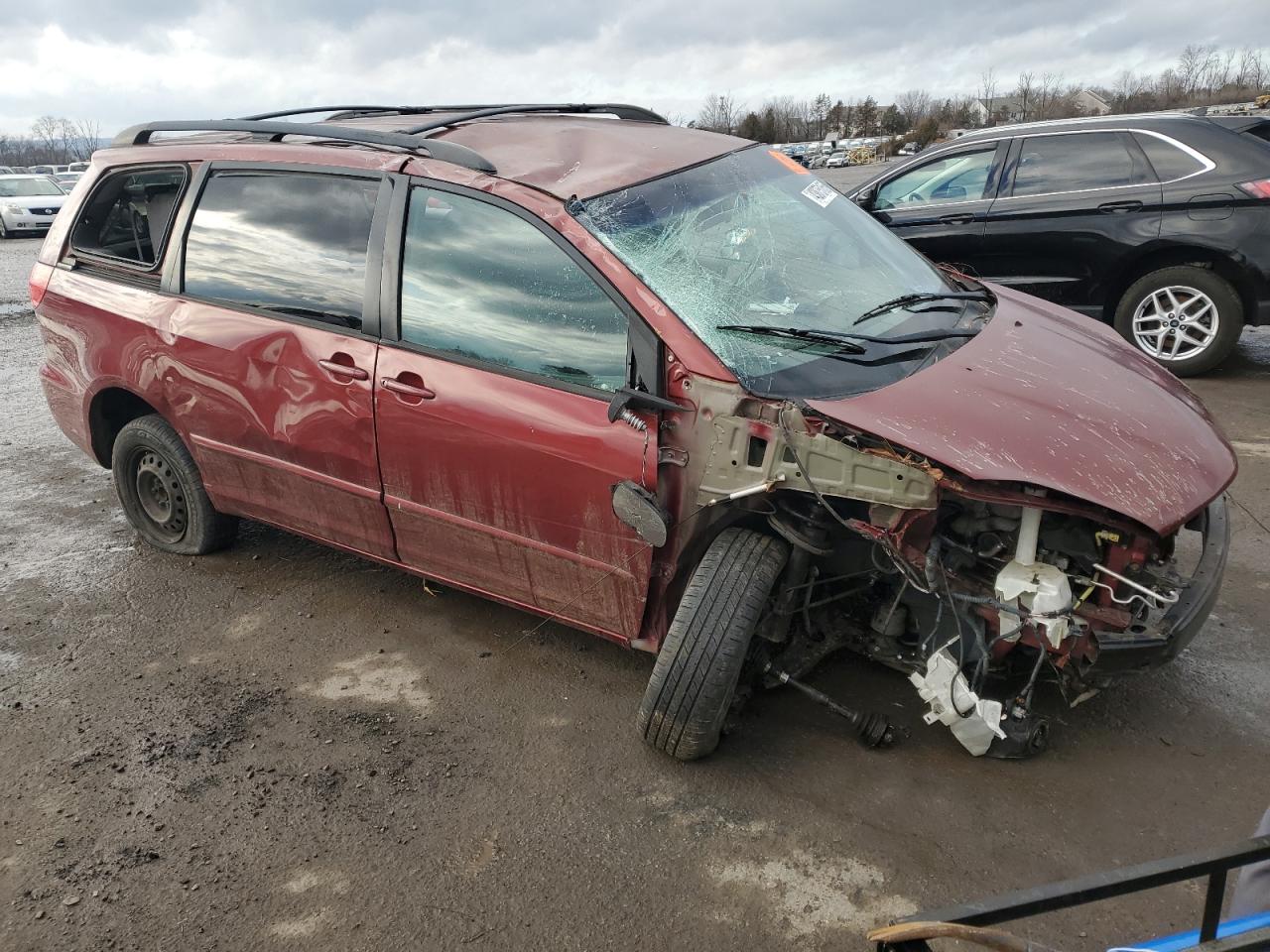 2010 Toyota Sienna - Image 4