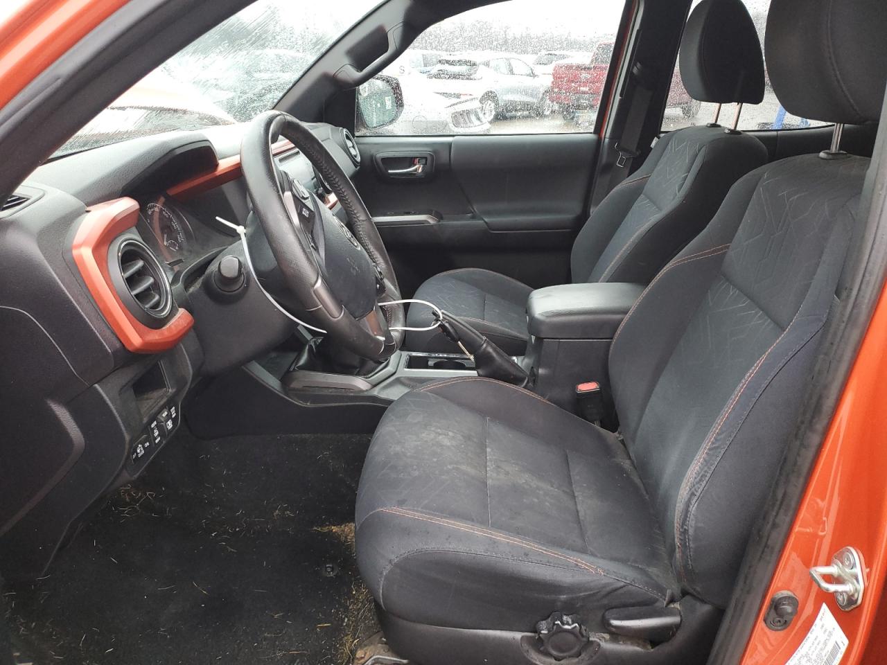 2017 Toyota Tacoma - Image 7